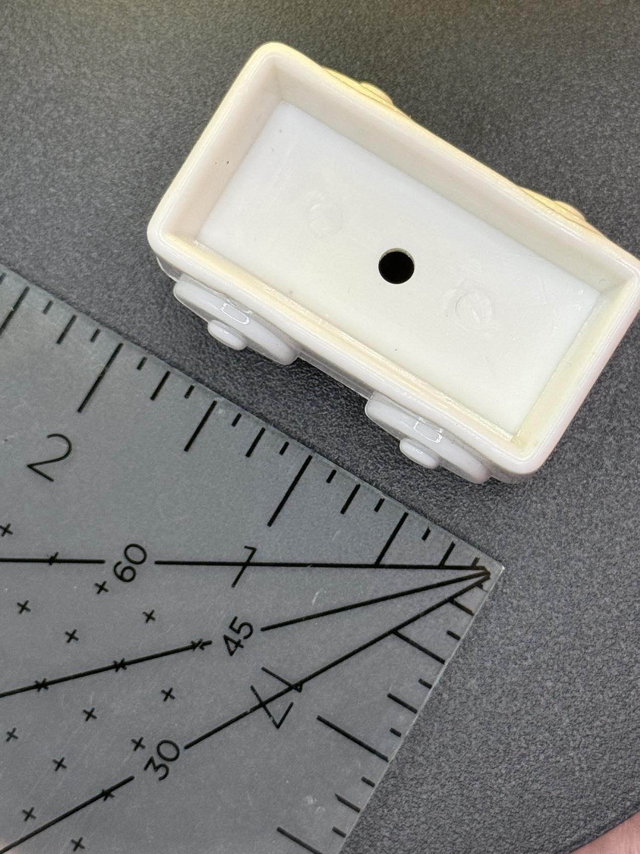 White Cart Focal Bead