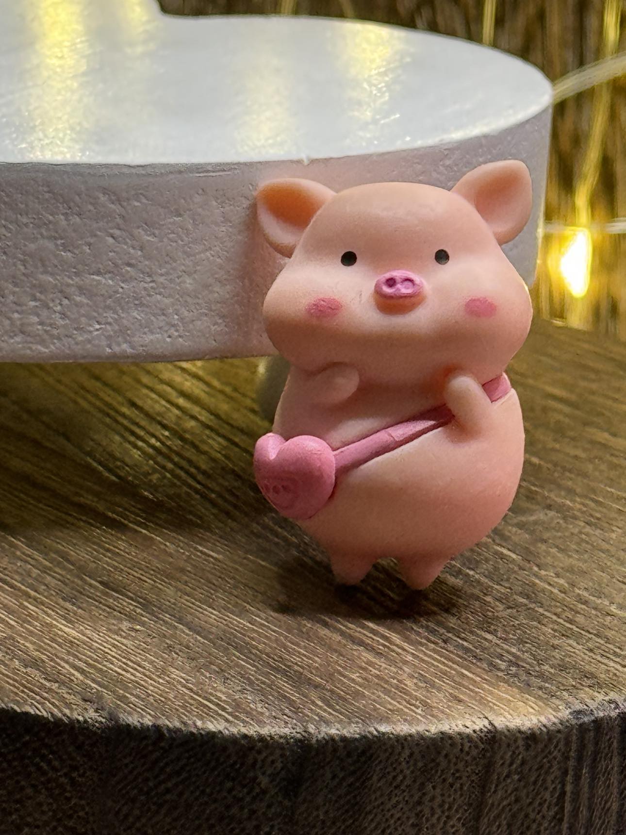Six Little Piggies