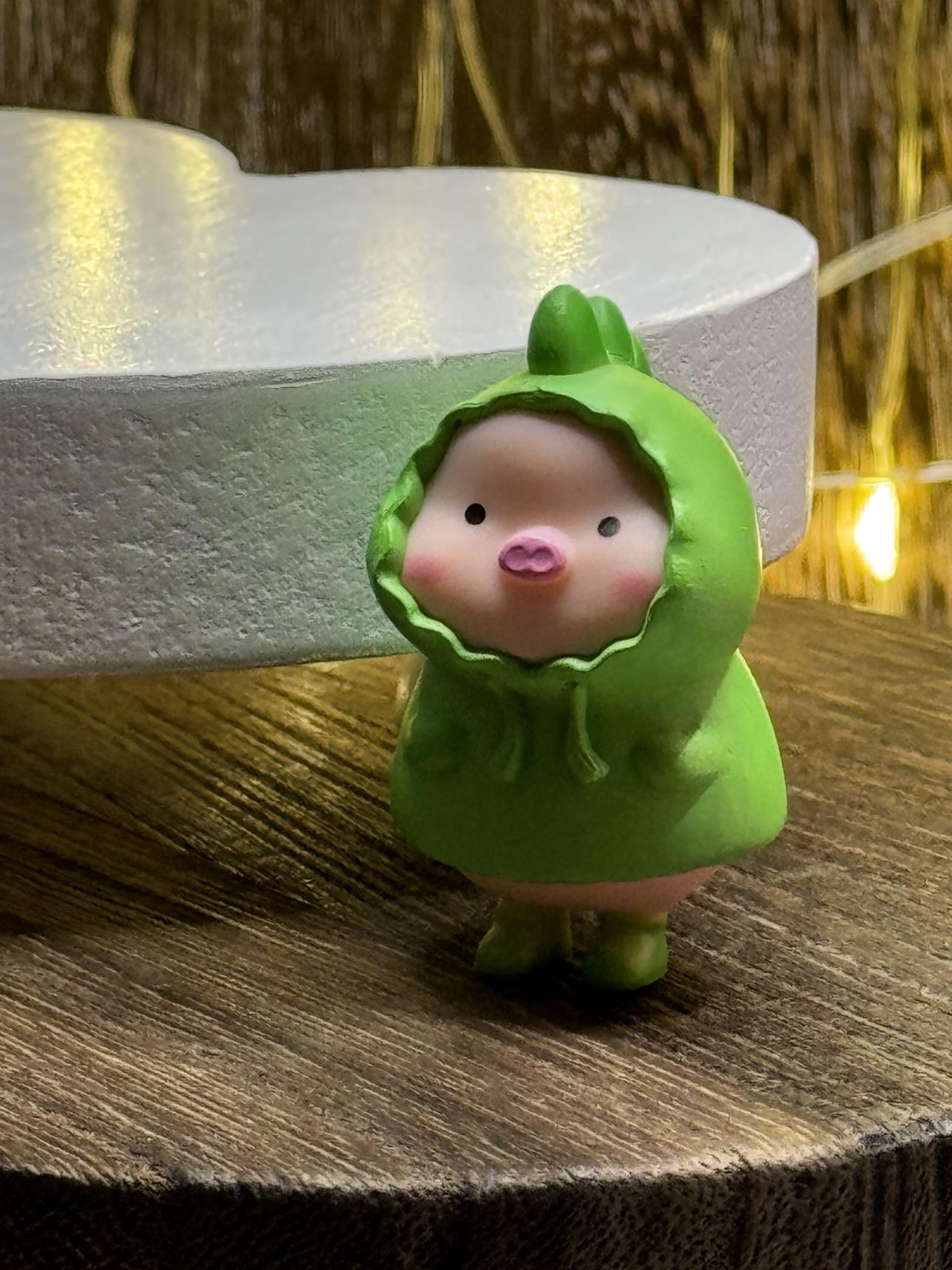 Six Little Piggies