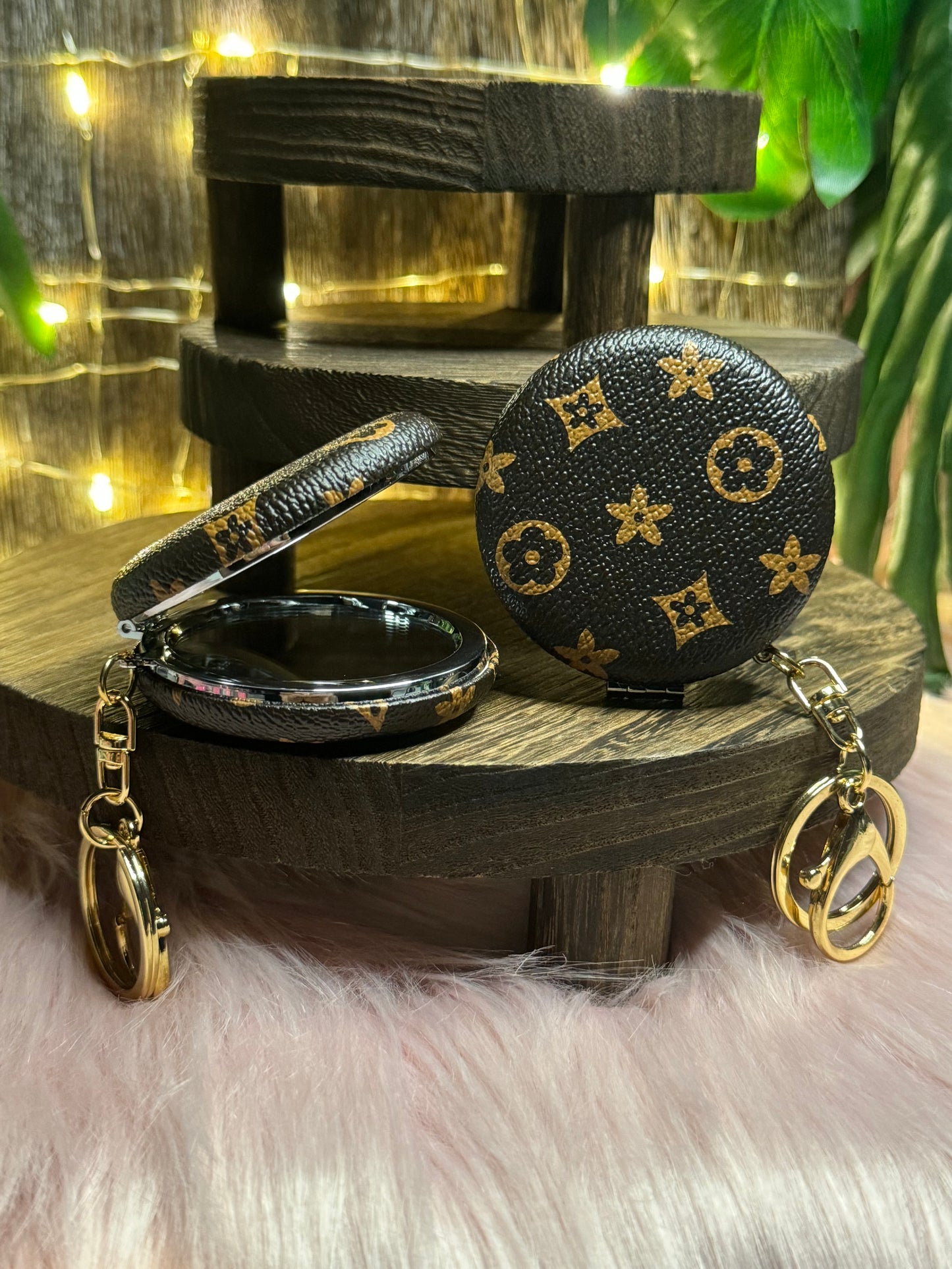 Keychain Mirror